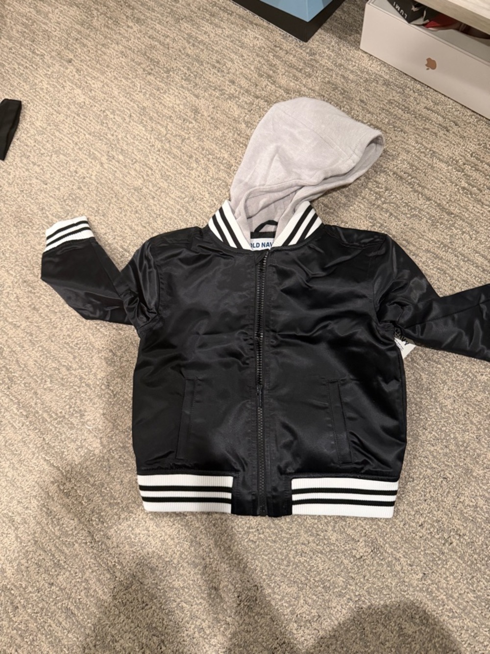 3T Old Navy Black Jacket with Light Gray Hood and Striped Collar new with tags